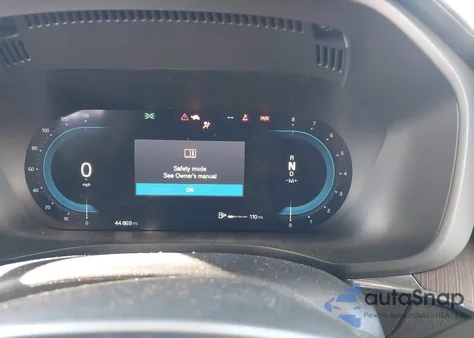 2022 Volvo Xc60 B5 Inscription z USA, uszkodzony, nr VIN YV4L12DL2N1978489